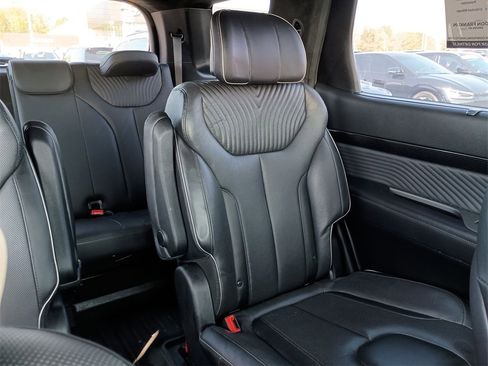Used 2023 Hyundai Palisade Calligraphy image 14