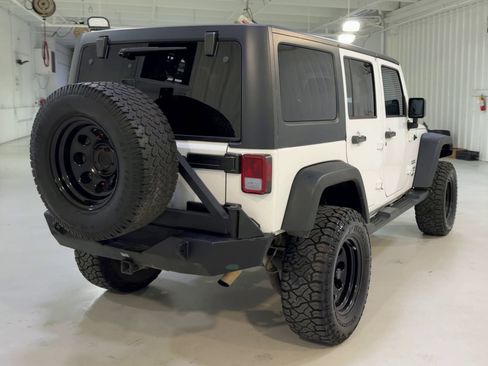 Used 2013 Jeep Wrangler Unlimited Sport AWD/4WD image 9