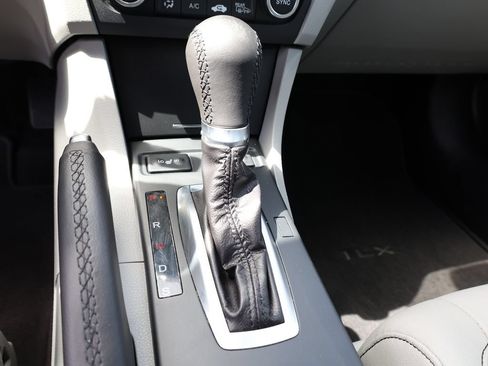 Used 2019 Acura ILX FWD image 27