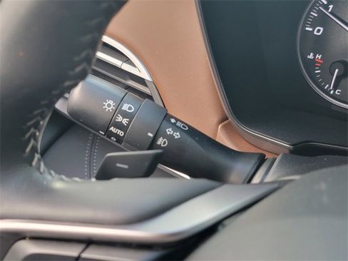 Used 2022 Subaru Outback Touring image 35