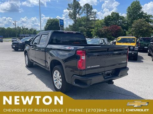 Used 2023 Chevrolet Silverado 1500 Custom AWD/4WD image 13