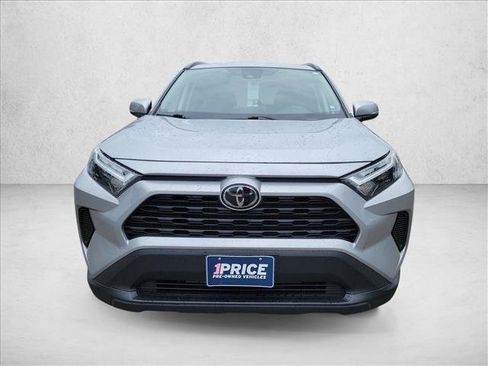 Used 2024 Toyota RAV4 XLE FWD image 2