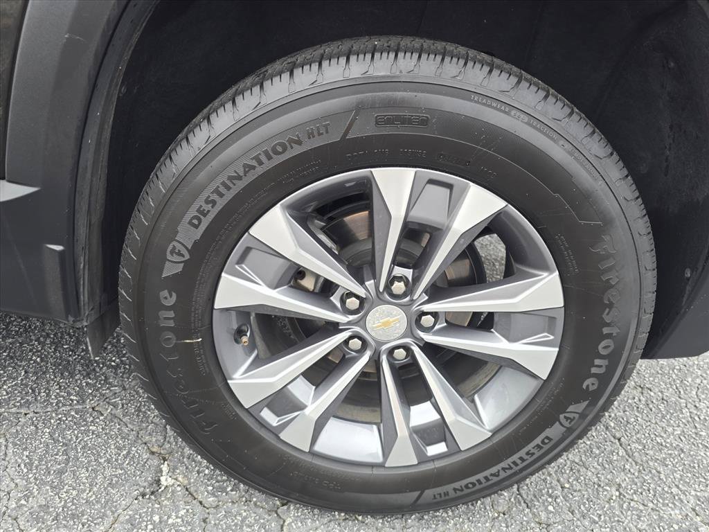 Used 2025 Chevrolet Equinox LT w/ Convenience Package II FWD image 33