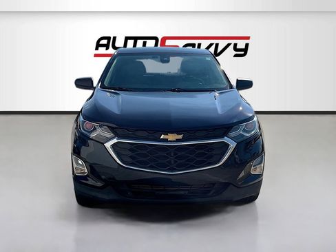 Used 2020 Chevrolet Equinox LS w/ LS Convenience Package image 2