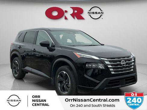 Used 2025 Nissan Rogue SV FWD image 3