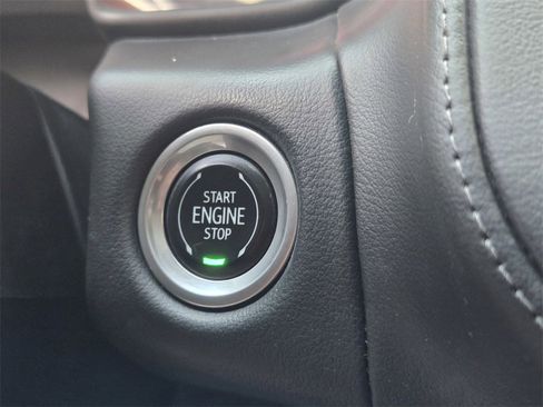 Used 2021 Chevrolet Tahoe Z71 w/ Luxury Package image 19