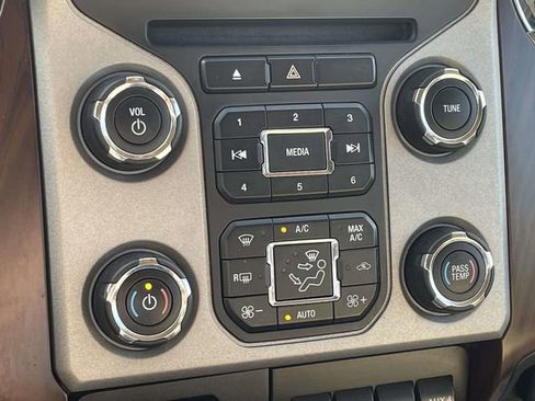Used 2016 Ford F350 Lariat w/ Chrome Package AWD/4WD image 26