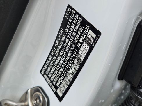 Used 2020 Porsche Taycan Turbo S image 30