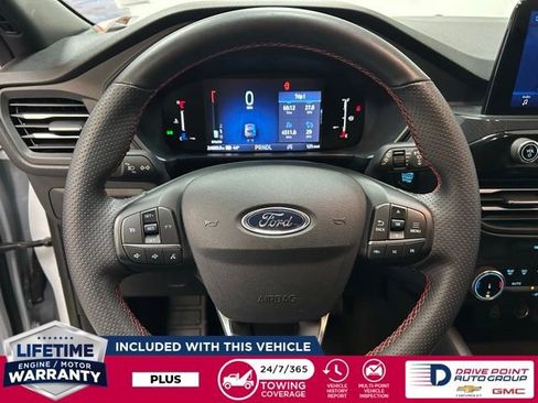 Used 2025 Ford Escape ST-Line image 15