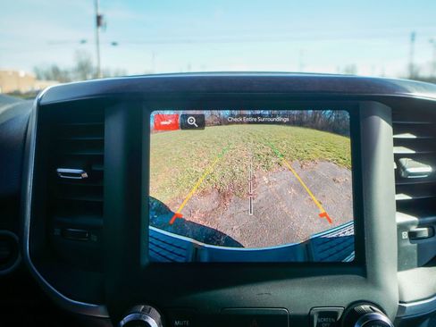 Used 2022 RAM 2500 Big Horn image 25