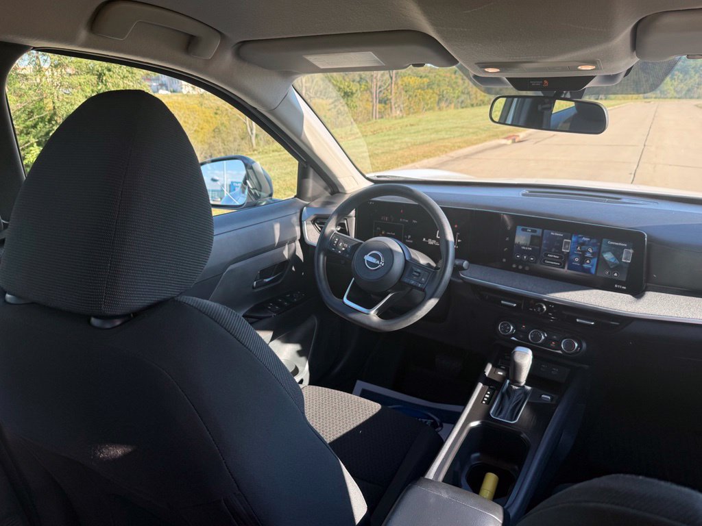 Used 2026 Nissan Kicks S FWD image 19