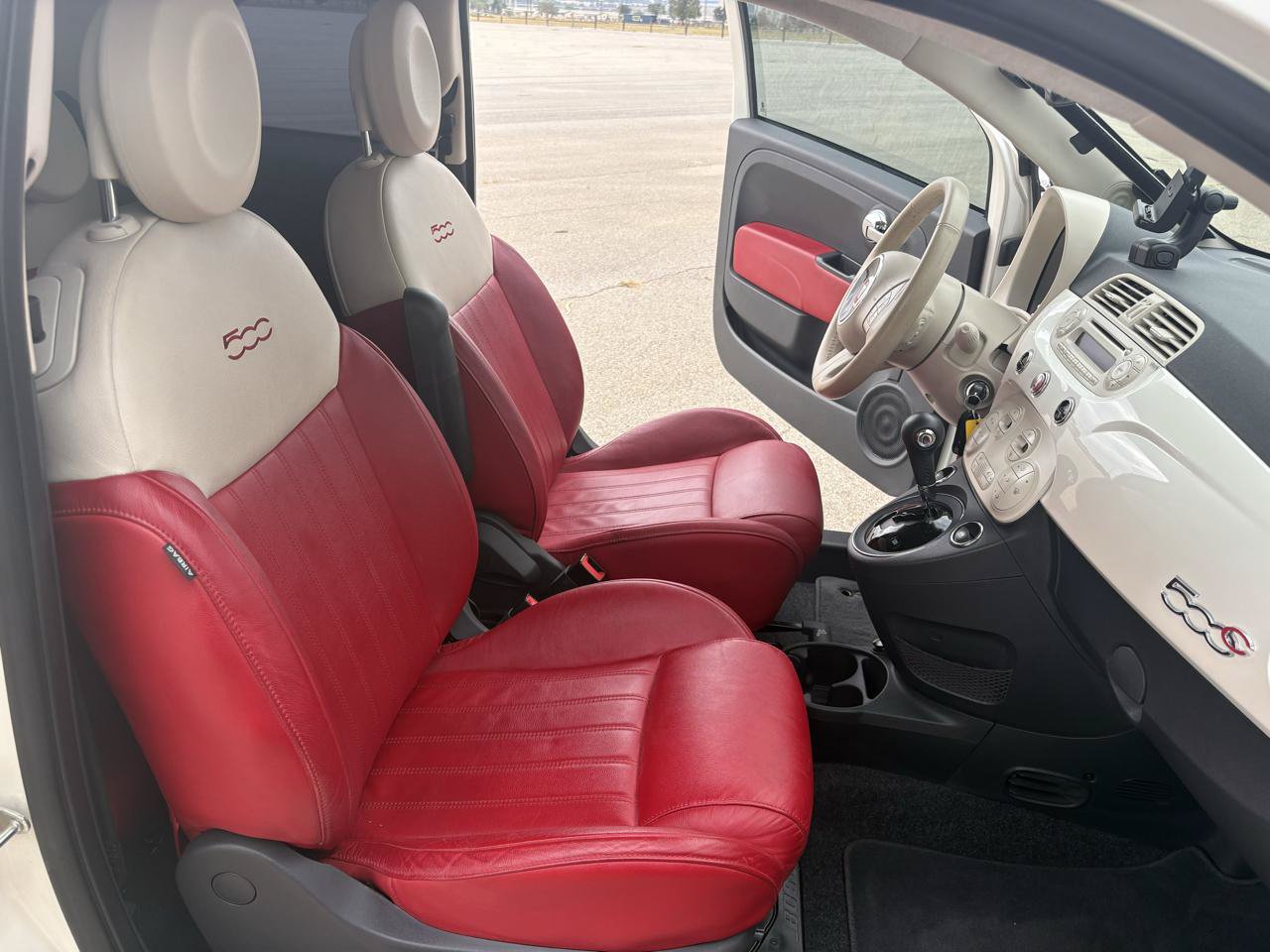 Used 2012 FIAT 500 Lounge w/ Luxury Leather Pkg FWD image 44