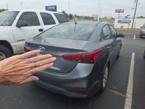 Used 2019 Hyundai Accent SE FWD image 4