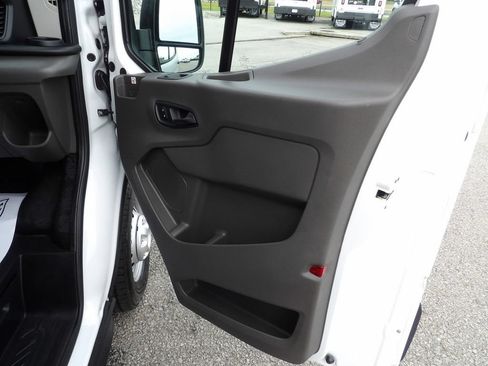 Used 2020 Ford Transit 250 Medium Roof AWD image 30