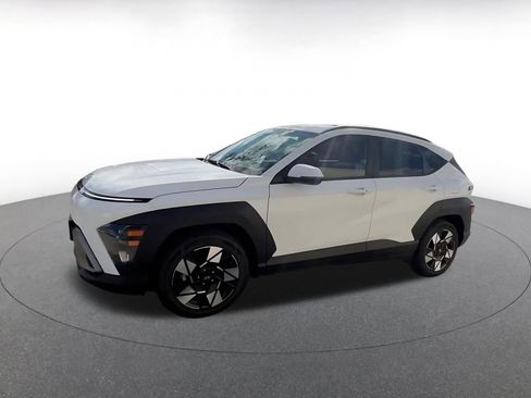 Used 2025 Hyundai Kona SEL image 7