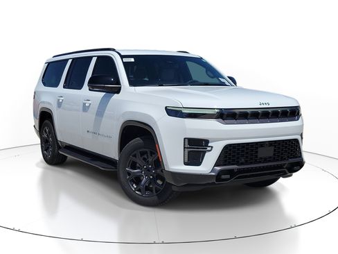 New 2026 Jeep Grand Wagoneer L Limited AWD/4WD image 1