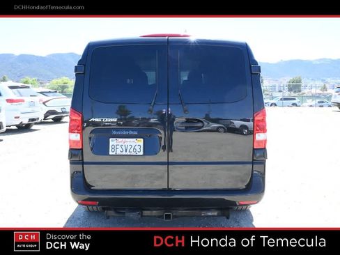Used 2018 Mercedes-Benz Metris Passenger image 6