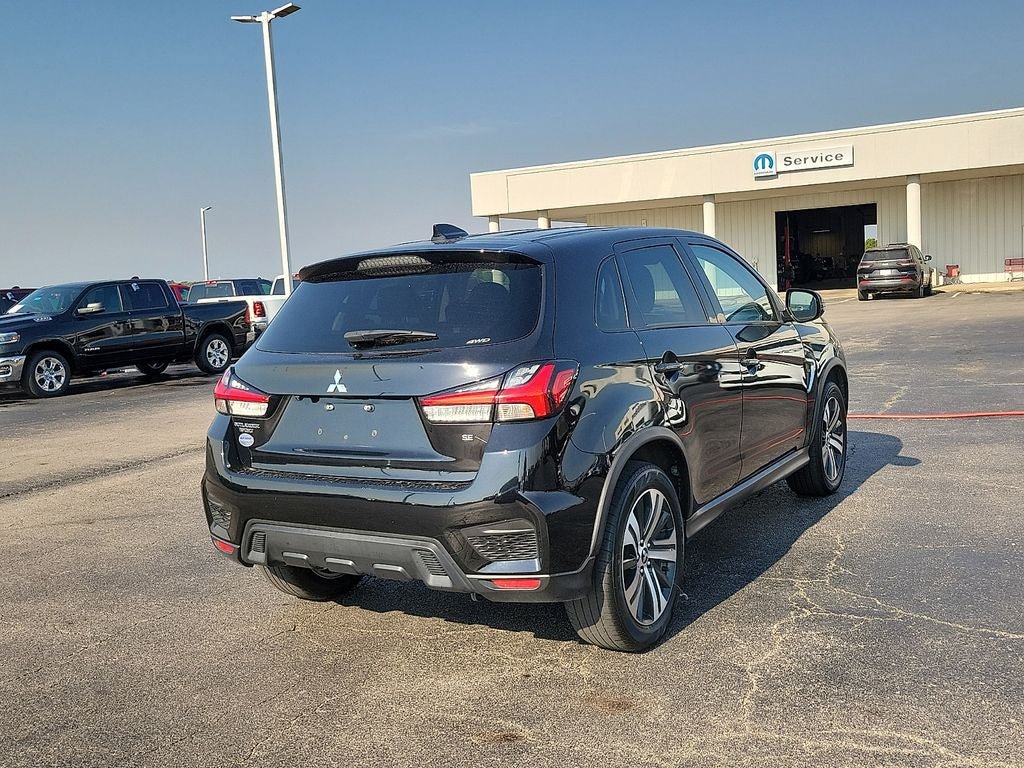 Used 2024 Mitsubishi Outlander Sport SE AWD/4WD image 5