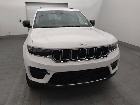 Used 2023 Jeep Grand Cherokee Laredo RWD image 14