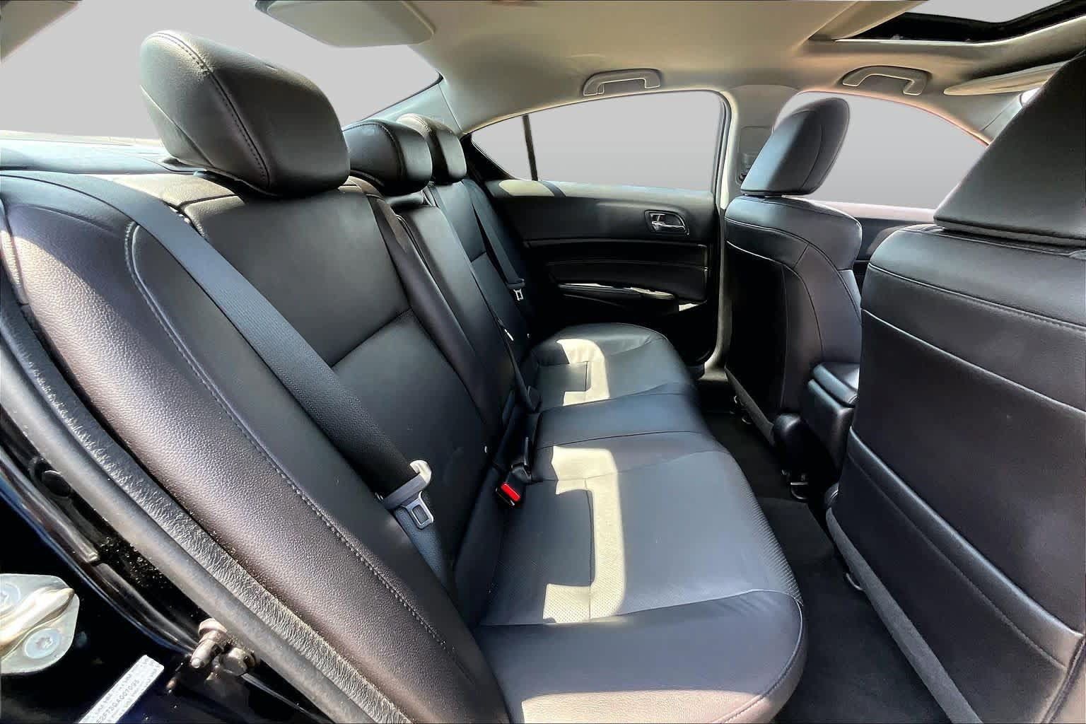 Used 2016 Acura ILX w/ Premium Package FWD image 21