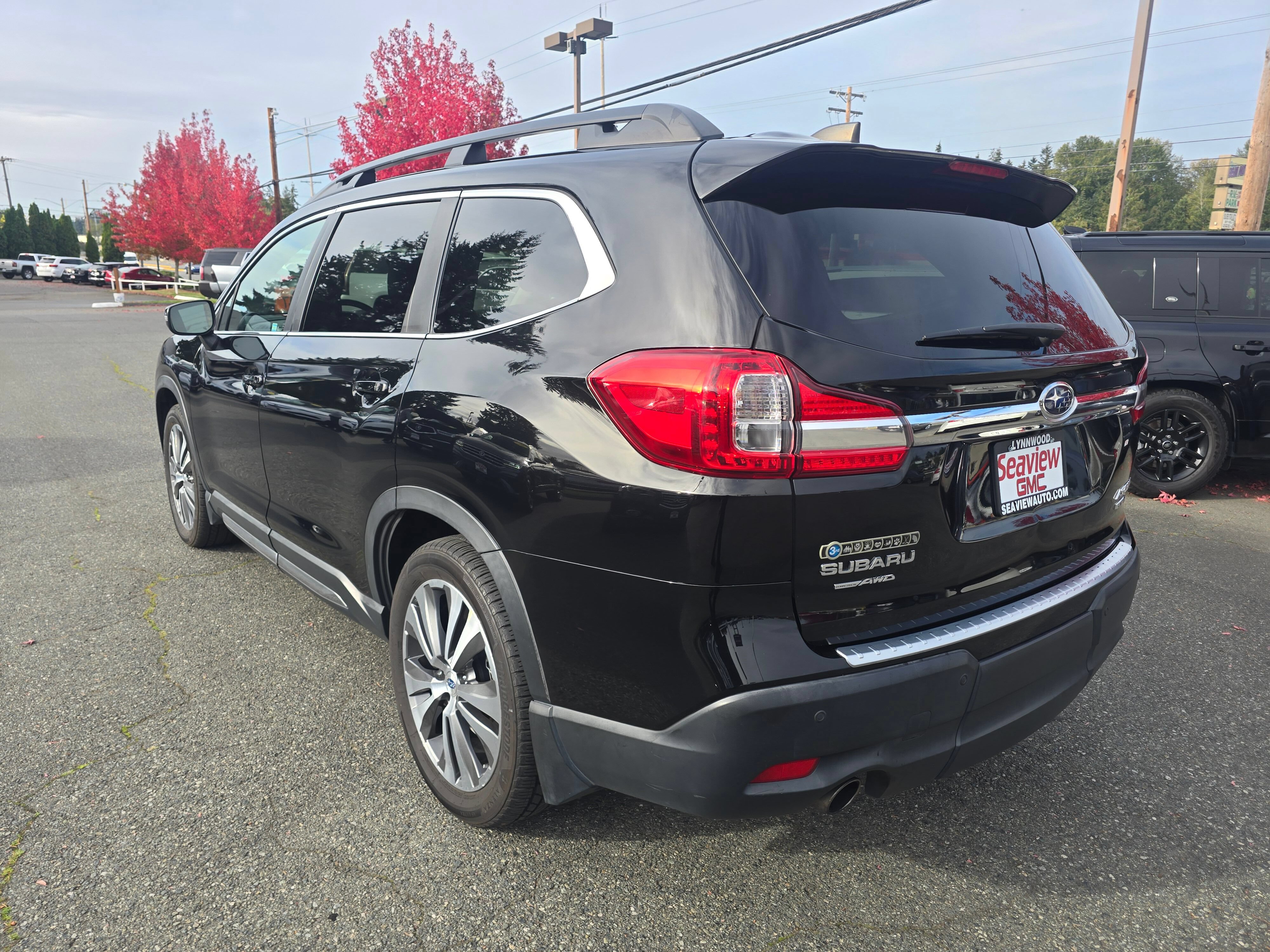 Used 2019 Subaru Ascent Limited AWD/4WD image 5