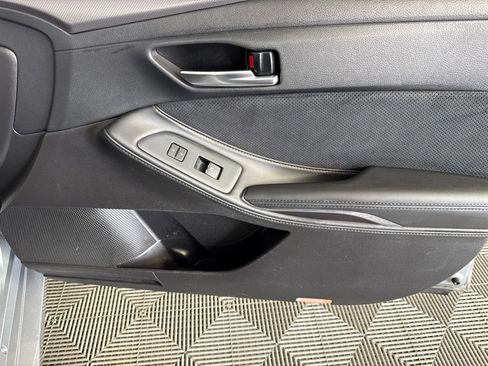 Used 2022 Toyota Avalon Touring w/ Advanced Safety Package FWD image 37