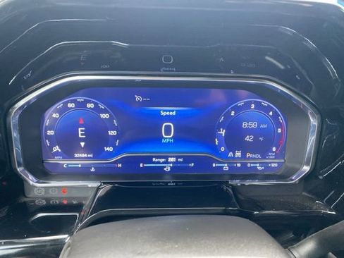 Used 2024 Chevrolet Silverado 3500 LTZ w/ LTZ Plus Package image 11