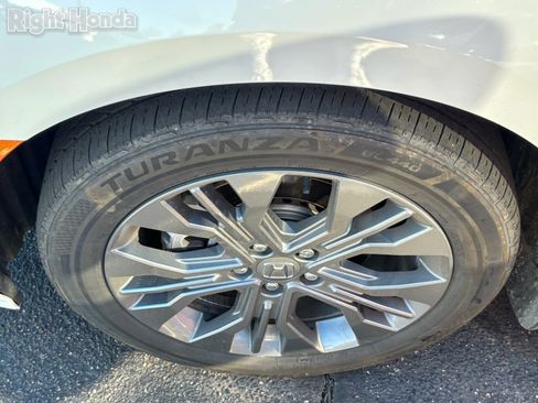 Certified 2025 Honda Odyssey Touring image 7