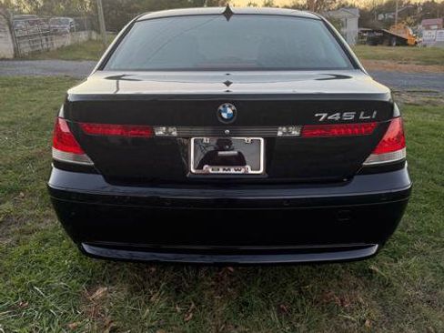 Used 2005 BMW 745Li image 6