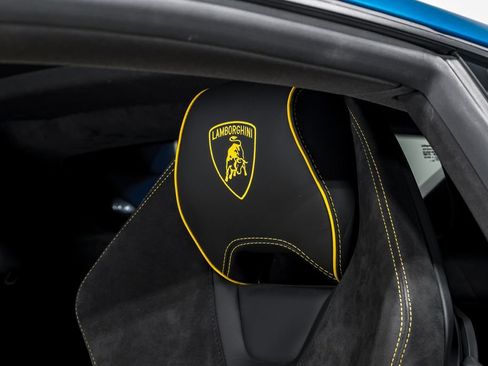 Used 2023 Lamborghini Huracan Tecnica RWD image 20