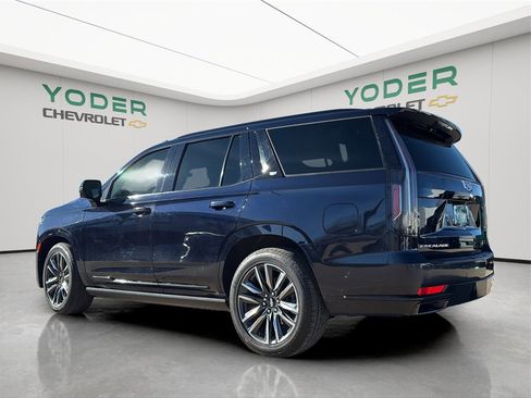 Used 2021 Cadillac Escalade Sport Platinum image 9