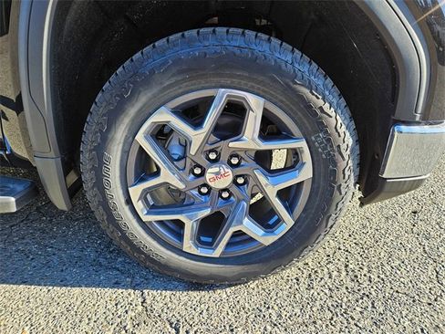 New 2025 GMC Sierra 1500 SLT w/ SLT Premium Plus Package image 8