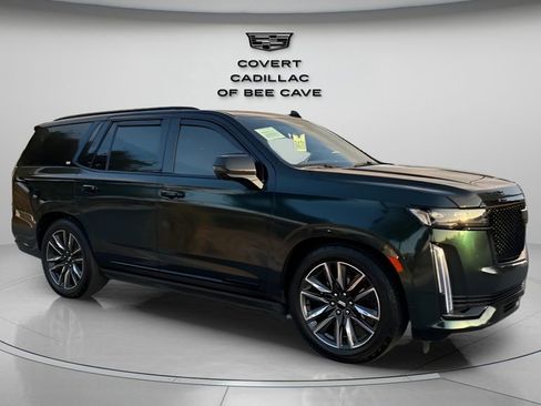 Used 2021 Cadillac Escalade Sport Platinum image 1