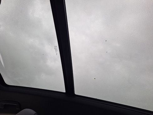 New 2026 Volkswagen Tiguan SE R-Line image 21