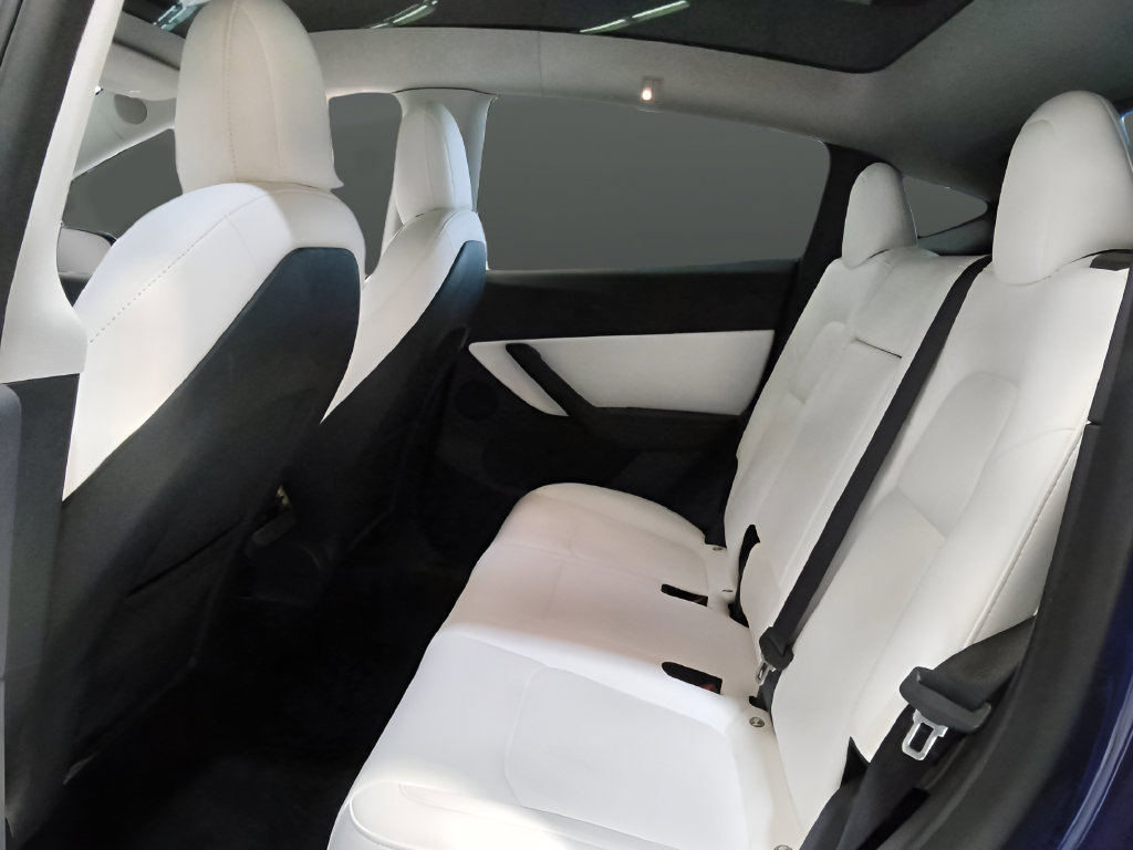 Used 2022 Tesla Model Y Performance AWD/4WD image 13