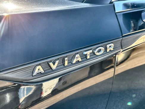Used 2022 Lincoln Aviator Reserve w/ Equipment Group 201A image 15