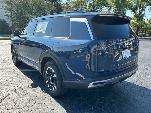 New 2027 Kia Telluride EX w/ Towing Package FWD image 5