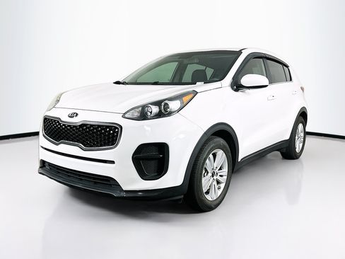 Used 2019 Kia Sportage LX FWD image 3