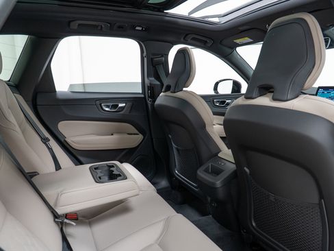 New 2026 Volvo XC60 B5 Plus w/ Protection Package Premier image 23