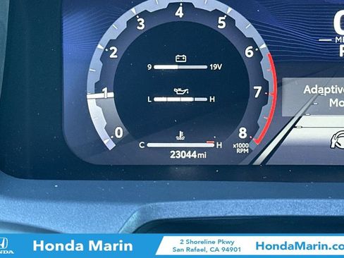 Used 2024 Toyota Tacoma TRD Off-Road image 31