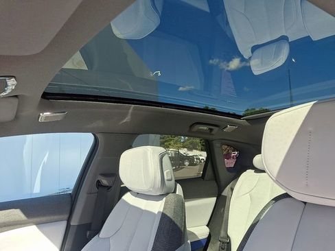 New 2025 Cadillac Optiq Sport 1 image 12