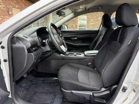 Used 2021 Nissan Sentra SV image 9