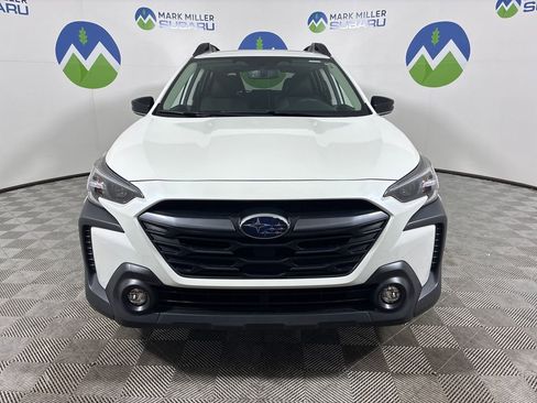 Certified 2025 Subaru Outback Premium AWD/4WD image 3
