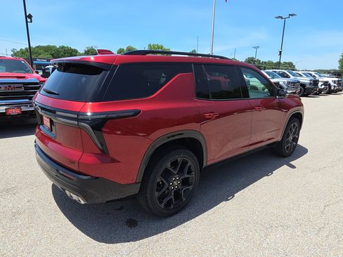 New 2026 Chevrolet Traverse RS FWD image 8