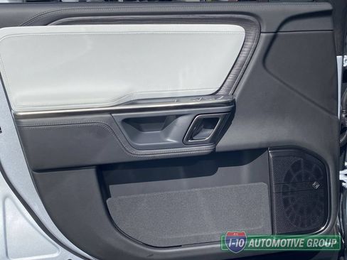Used 2024 Rivian R1S Adventure AWD/4WD image 21