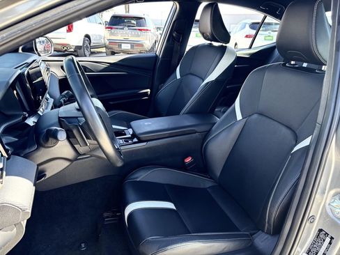 Used 2025 Toyota Camry SE image 23