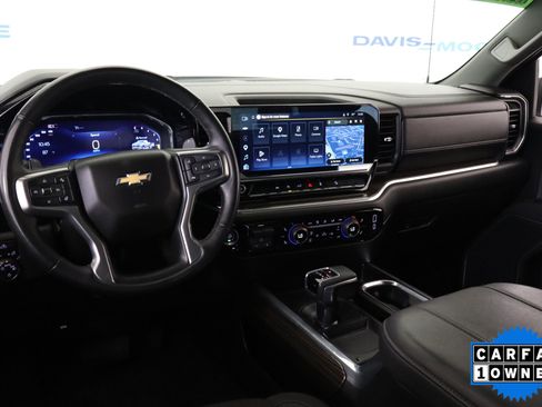 Used 2025 Chevrolet Silverado 1500 LT AWD/4WD image 17