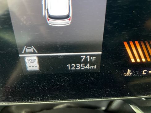 Used 2026 Kia Carnival FWD image 14