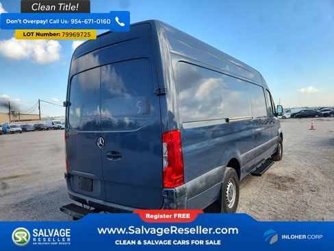 Used 2019 Mercedes-Benz Sprinter 170 image 4
