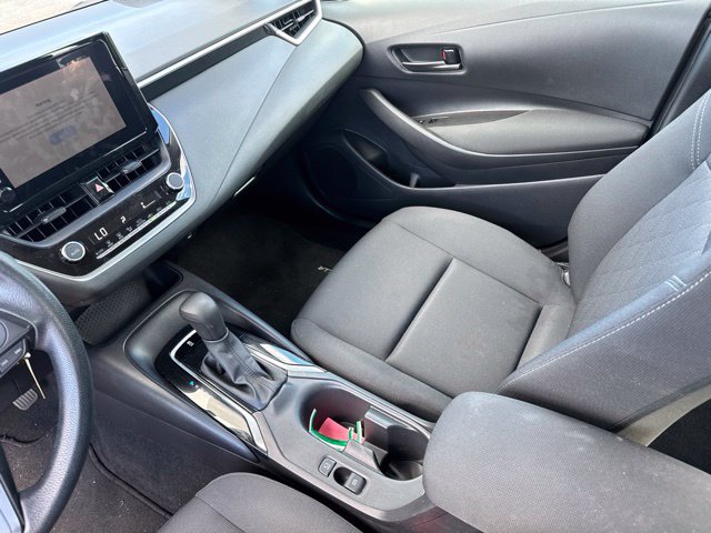 Used 2025 Toyota Corolla LE FWD image 26
